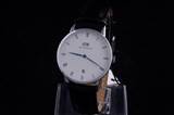 Daniel Wellington watch same style man and woman Apr 27--wsp06_2948373