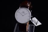 Daniel Wellington watch same style man and woman Apr 27--wsp19_2948360