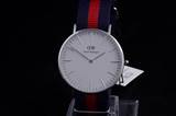 Daniel Wellington watch same style man and woman Apr 27--wsp55_2948324